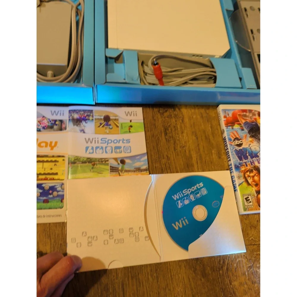 NINTENDO WII SPORTS CONSOLE OPEN BOX Wii SPORTS Used Twice.W Extra Game Etc.